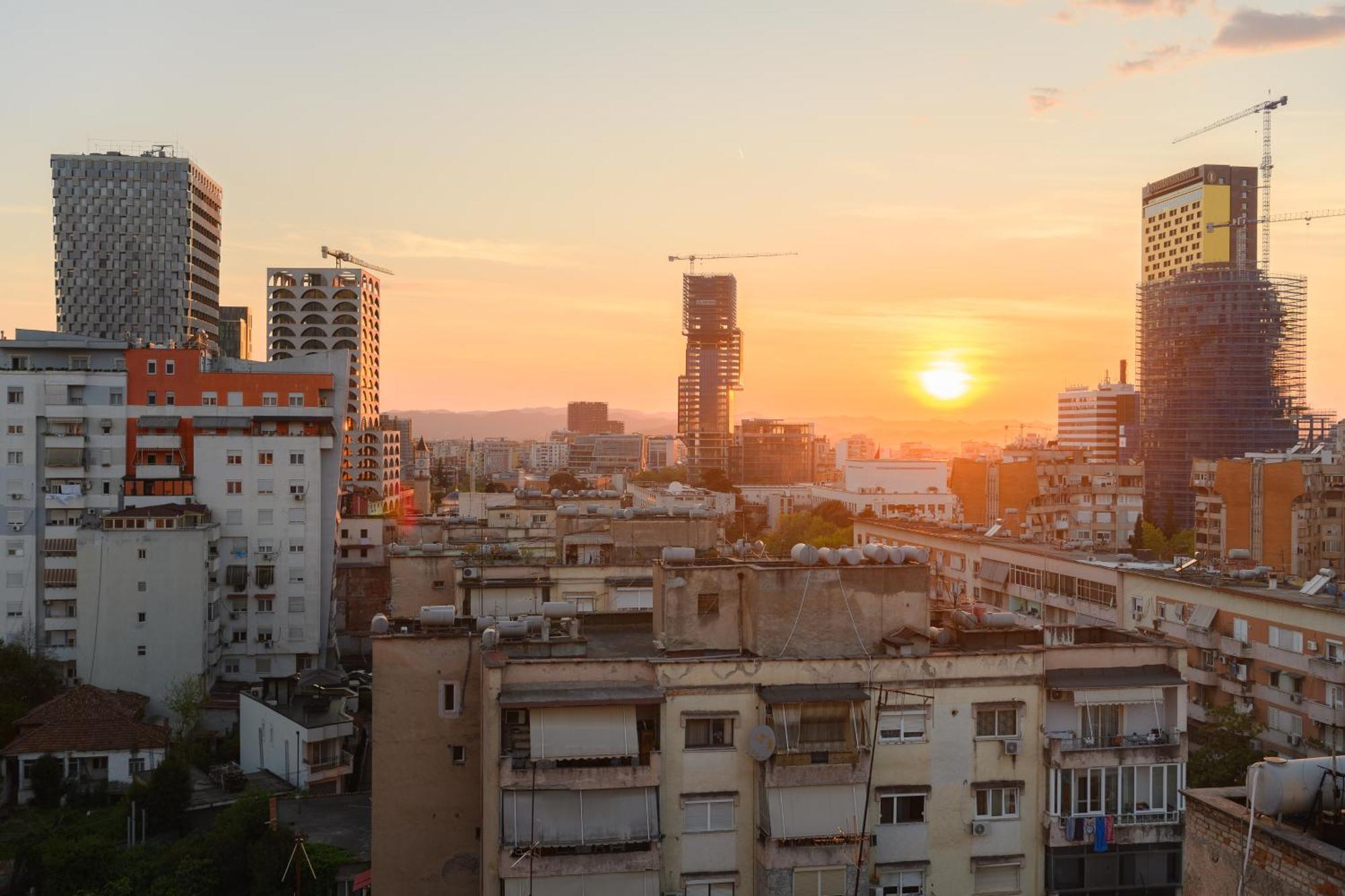 Terrace Tirana Cityscape 2 Exterior photo